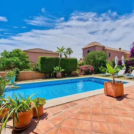 Villa 1109 * Panorama Sea View Family Roof Terrace- Annex Marbella