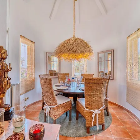 Villa 1109 * Panorama Sea View Family Roof Terrace- Annex Marbella